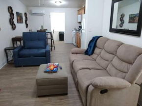 Beautiful 2BR Oasis - Perfect Tucson Getaway
